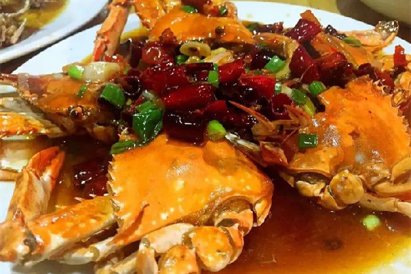 香辣蟹要放啤酒嗎 香辣蟹要煮多久 香辣蟹要放啤酒嗎 香辣蟹要煮多久