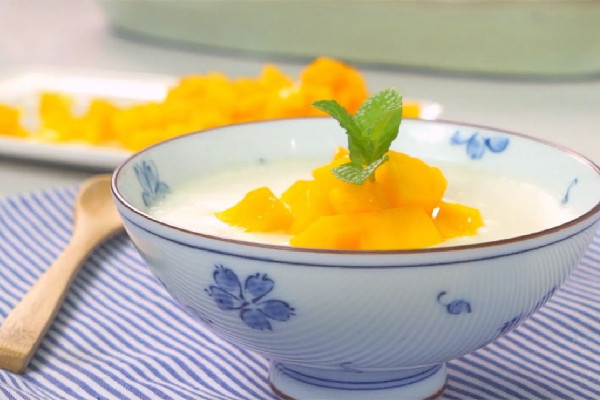 雙皮奶用什么牛奶做最好 雙皮奶可以用旺仔牛奶做嗎 雙皮奶用什么牛奶做最好 雙皮奶可以用旺仔牛奶做嗎