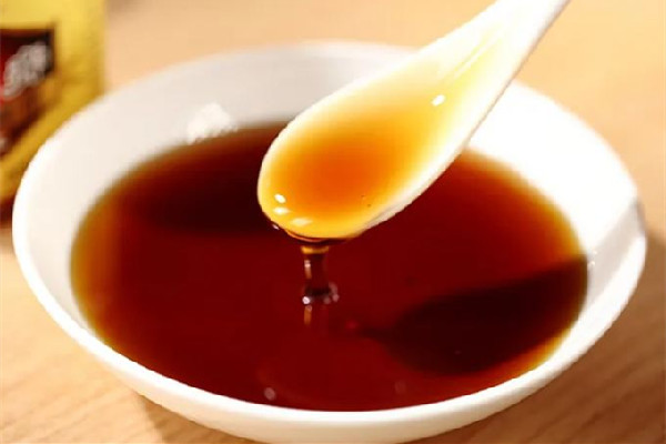 秋梨膏是直接喝還是兌水喝 秋梨膏怎么喝效果好 秋梨膏是直接喝還是兌水喝 秋梨膏怎么喝效果好