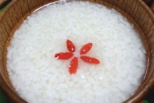 醪糟是什么味道 醪糟有點酸不甜怎么辦 醪糟是什么味道 醪糟有點酸不甜怎么辦