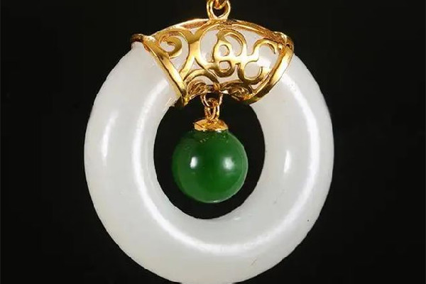 金鑲玉有收藏價值嗎 金鑲玉會貶值嗎 金鑲玉有收藏價值嗎 金鑲玉會貶值嗎