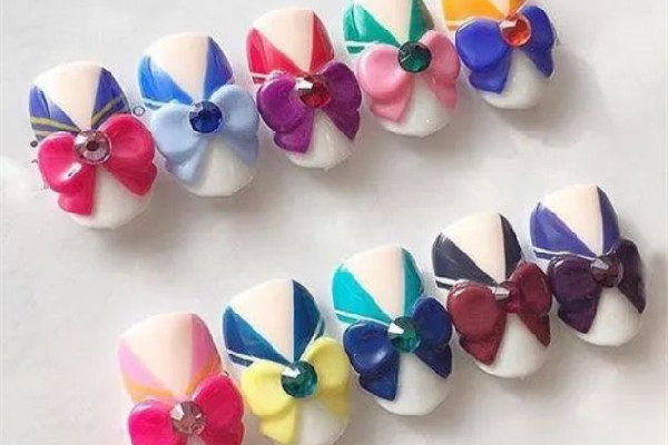 甲片用什么膠水粘的牢固 甲片用膠水還是果凍膠好 甲片用什么膠水粘的牢固 甲片用膠水還是果凍膠好