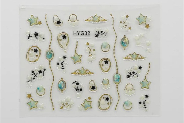 美甲貼紙怎么貼不容易掉 美甲貼紙要用什么才粘的牢 美甲貼紙怎么貼不容易掉 美甲貼紙要用什么才粘的牢