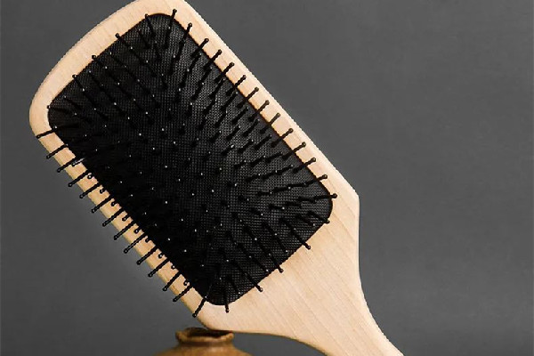 氣墊梳適合直發(fā)還是卷發(fā) 氣墊梳會(huì)加速脫發(fā)嗎 氣墊梳適合直發(fā)還是卷發(fā) 氣墊梳會(huì)加速脫發(fā)嗎
