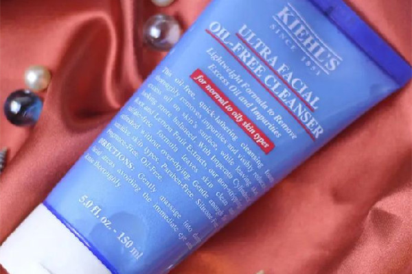 科顏氏洗面奶白色和藍(lán)色區(qū)別 科顏氏洗面奶有幾款 科顏氏洗面奶白色和藍(lán)色區(qū)別 科顏氏洗面奶有幾款