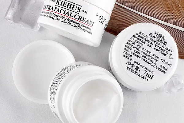 科顏氏高保濕面霜要放冰箱嗎 科顏氏高保濕面霜需要避光嗎 科顏氏高保濕面霜要放冰箱嗎 科顏氏高保濕面霜需要避光嗎