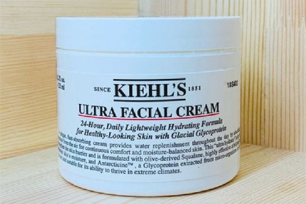 科顏氏高保濕面霜用了臉刺痛 科顏氏高保濕面霜不適合什么膚質(zhì) 科顏氏高保濕面霜用了臉刺痛 科顏氏高保濕面霜不適合什么膚質(zhì)