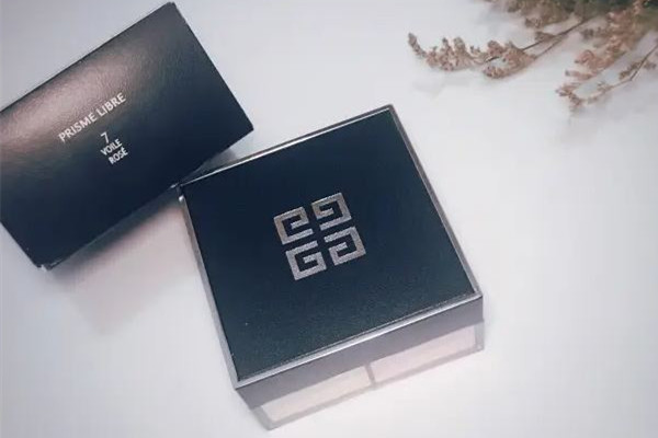 紀(jì)梵希散粉多少錢專柜價格 紀(jì)梵希散粉有香味嗎 紀(jì)梵希散粉多少錢專柜價格 紀(jì)梵希散粉有香味嗎