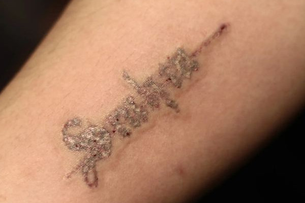 江漢路步行街眾刺紋畫(huà)·穿刺·洗紋身·遮蓋店洗紋身會(huì)疼嗎 洗紋身的方法有幾種 江漢路步行街眾刺紋畫(huà)·穿刺·洗紋身·遮蓋店洗紋身會(huì)疼嗎 洗紋身的方法有幾種