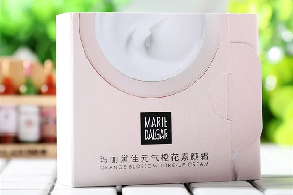 瑪麗黛佳素顏霜可以當(dāng)隔離用嗎 瑪麗黛佳素顏霜適合什么膚質(zhì) 瑪麗黛佳素顏霜可以當(dāng)隔離用嗎 瑪麗黛佳素顏霜適合什么膚質(zhì)