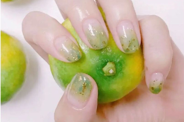 漸變美甲多少錢 漸變美甲和貓眼美甲哪個貴 漸變美甲多少錢 漸變美甲和貓眼美甲哪個貴