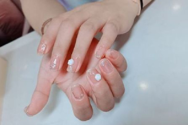 江漢路步行街HI.BABY嗨寶貝美甲美睫做美甲好看嗎 做美甲對指甲傷害大嗎 江漢路步行街HI.BABY嗨寶貝美甲美睫做美甲好看嗎 做美甲對指甲傷害大嗎