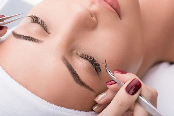 江漢路步行街KOLYBEAUTY寇寇美甲美容美睫韓式定妝店做睫毛會難受嗎 做睫毛需要多長時間 江漢路步行街KOLYBEAUTY寇寇美甲美容美睫韓式定妝店做睫毛會難受嗎 做睫毛需要多長時間