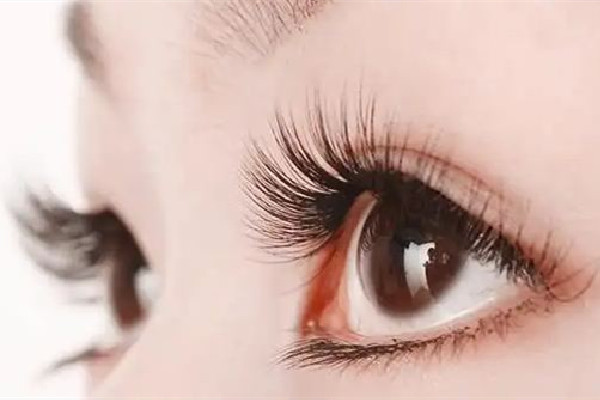 江漢路步行街KOLYBEAUTY寇寇美甲美容美睫韓式定妝店做睫毛會難受嗎 做睫毛需要多長時間 江漢路步行街KOLYBEAUTY寇寇美甲美容美睫韓式定妝店做睫毛會難受嗎 做睫毛需要多長時間