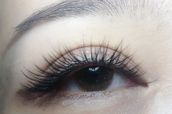 江漢路步行街戀尚美甲美睫種睫毛手法怎么樣 種睫毛會有什么影響 江漢路步行街戀尚美甲美睫種睫毛手法怎么樣 種睫毛會有什么影響