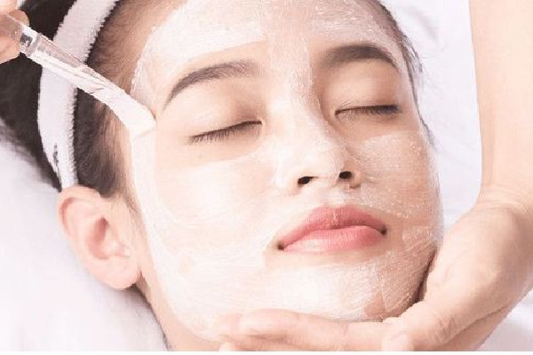 光谷艾妮美甲美睫美膚館小氣泡清潔做的舒服嗎 小氣泡清潔會不會使毛孔變大 光谷艾妮美甲美睫美膚館小氣泡清潔做的舒服嗎 小氣泡清潔會不會使毛孔變大