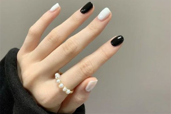 光谷艾妮美甲美睫美膚館美甲效果怎么樣 純色美甲可以用幾種顏色 光谷艾妮美甲美睫美膚館美甲效果怎么樣 純色美甲可以用幾種顏色