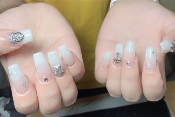 光谷天地DK美甲美睫?半永久店美甲款式做的怎么樣 美甲款式有哪些 光谷天地DK美甲美睫?半永久店美甲款式做的怎么樣 美甲款式有哪些