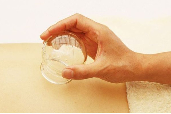 光谷天地潤姿芊雅專業(yè)纖體養(yǎng)生會所拔罐怎么樣 拔罐可以隨便拔嗎 光谷天地潤姿芊雅專業(yè)纖體養(yǎng)生會所拔罐怎么樣 拔罐可以隨便拔嗎