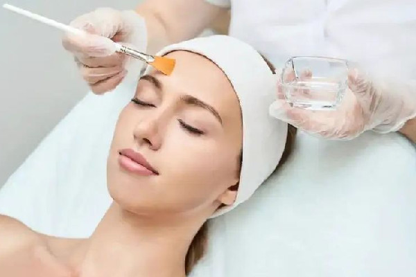 菱角湖漾一醫(yī)學(xué)美容·皮膚科刷酸后皮膚感覺怎么樣 刷酸可以天天刷嗎 菱角湖漾一醫(yī)學(xué)美容·皮膚科刷酸后皮膚感覺怎么樣 刷酸可以天天刷嗎