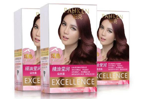 染發(fā)劑涂的越多越上色嗎 染發(fā)劑的正確使用方法 染發(fā)劑涂的越多越上色嗎 染發(fā)劑的正確使用方法