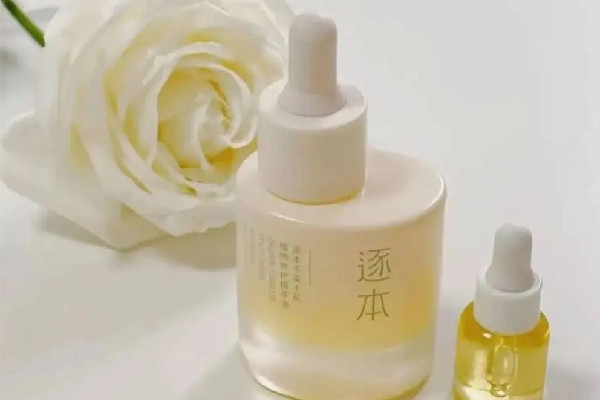 逐本精華油用之前需要搖一搖嗎 逐本精華油用在第幾步 逐本精華油用之前需要搖一搖嗎 逐本精華油用在第幾步