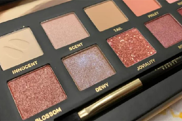 完美日記動物眼影盤推薦哪個好用 完美日記動物眼影盤一共有多少個 完美日記動物眼影盤推薦哪個好用 完美日記動物眼影盤一共有多少個