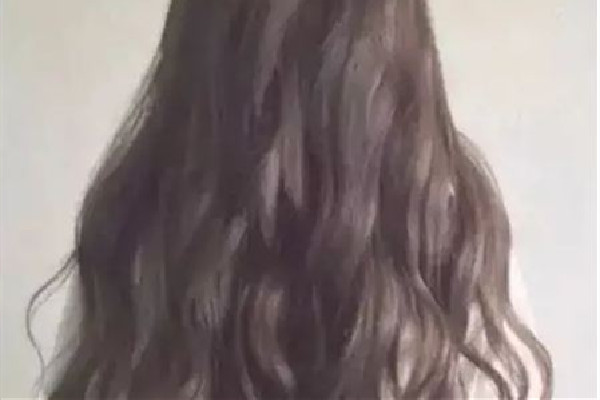 燙頭發(fā)用的藥水是什么 燙頭發(fā)用什么藥水好 燙頭發(fā)用的藥水是什么 燙頭發(fā)用什么藥水好