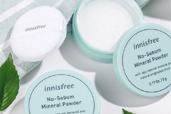 悅詩(shī)風(fēng)吟散粉怎么看是不是正品 悅詩(shī)風(fēng)吟散粉有滑石粉嗎 悅詩(shī)風(fēng)吟散粉怎么看是不是正品 悅詩(shī)風(fēng)吟散粉有滑石粉嗎