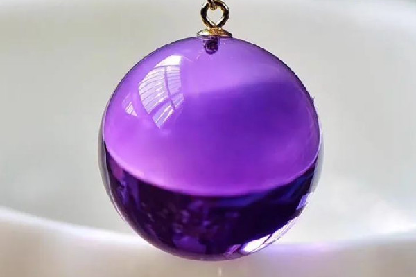 紫水晶有棉絮是真的嗎 紫水晶有棉絮還值錢嗎 紫水晶有棉絮是真的嗎 紫水晶有棉絮還值錢嗎