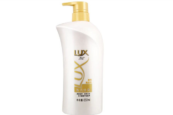 洗發(fā)乳是洗發(fā)水嗎 洗發(fā)乳和洗發(fā)水有啥區(qū)別 洗發(fā)乳是洗發(fā)水嗎 洗發(fā)乳和洗發(fā)水有啥區(qū)別