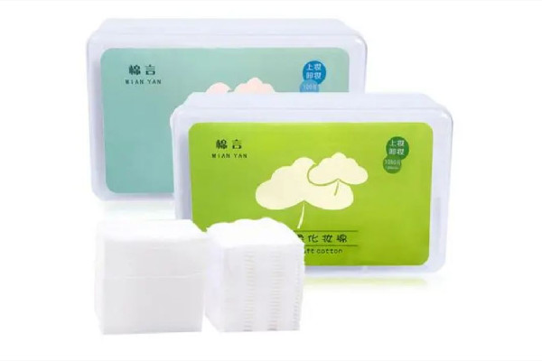 卸妝棉可以重復(fù)使用嗎 卸妝棉和洗臉巾的區(qū)別 卸妝棉可以重復(fù)使用嗎 卸妝棉和洗臉巾的區(qū)別