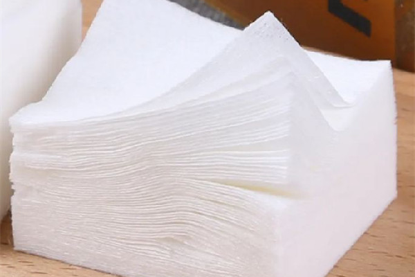 卸妝棉是干的還是濕的 卸妝棉卸妝能卸干凈嗎 卸妝棉是干的還是濕的 卸妝棉卸妝能卸干凈嗎