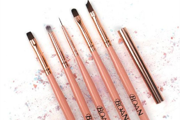 美甲筆尼龍毛好還是纖維好 美甲筆怎么清洗甲油膠 美甲筆尼龍毛好還是纖維好 美甲筆怎么清洗甲油膠