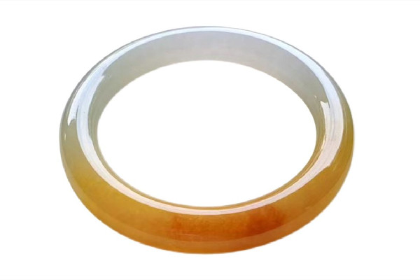 黃翡翠和綠翡翠哪個(gè)值錢 黃翡翠和綠翡翠哪個(gè)好 黃翡翠和綠翡翠哪個(gè)值錢 黃翡翠和綠翡翠哪個(gè)好