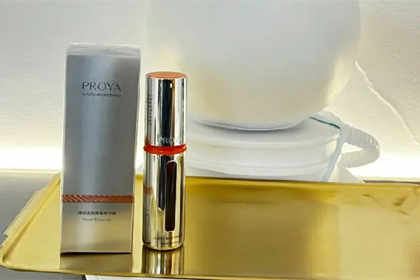 珀萊雅早c晚a搭配什么水乳 珀萊雅早c晚a可以兩種精華一起用嗎 珀萊雅早c晚a搭配什么水乳 珀萊雅早c晚a可以兩種精華一起用嗎