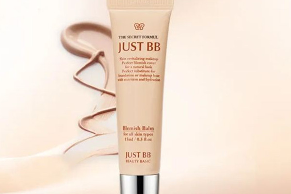 BB霜用完要用散粉嗎 BB霜用在哪一步 BB霜用完要用散粉嗎 BB霜用在哪一步