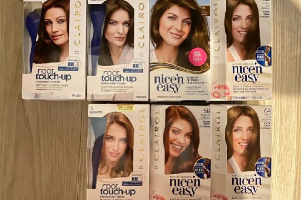 染發(fā)膏要在頭上停留多久 染發(fā)膏不上色什么原因 染發(fā)膏要在頭上停留多久 染發(fā)膏不上色什么原因