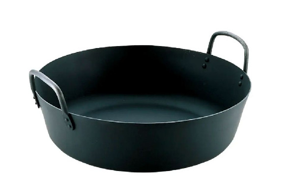 鐵鍋要用洗潔精嗎 鐵鍋用什么清洗比較好 鐵鍋要用洗潔精嗎 鐵鍋用什么清洗比較好