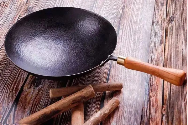 鐵鍋是生鐵好還是熟鐵好還是鑄鐵好 鐵鍋買哪種鐵好 鐵鍋是生鐵好還是熟鐵好還是鑄鐵好 鐵鍋買哪種鐵好