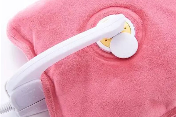 暖手袋充電時(shí)間需要多長(zhǎng) 暖手袋充電會(huì)發(fā)熱嗎 暖手袋充電時(shí)間需要多長(zhǎng) 暖手袋充電會(huì)發(fā)熱嗎