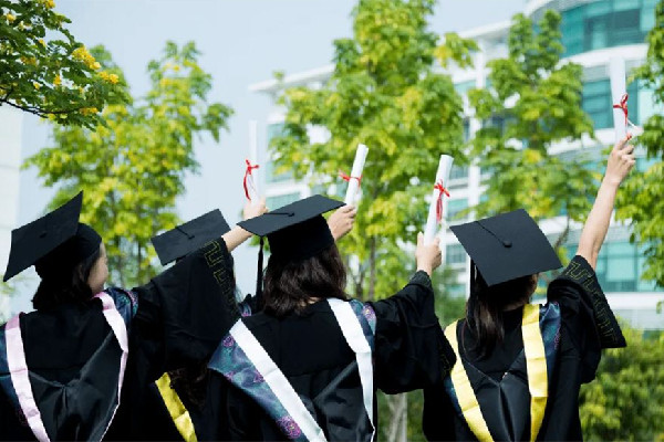 2023屆高校畢業(yè)生預(yù)計(jì)1158萬 畢業(yè)后的檔案放到哪里去