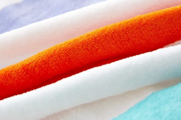 法蘭絨有味道怎么去除 法蘭絨有味道是什么原因 法蘭絨有味道怎么去除 法蘭絨有味道是什么原因