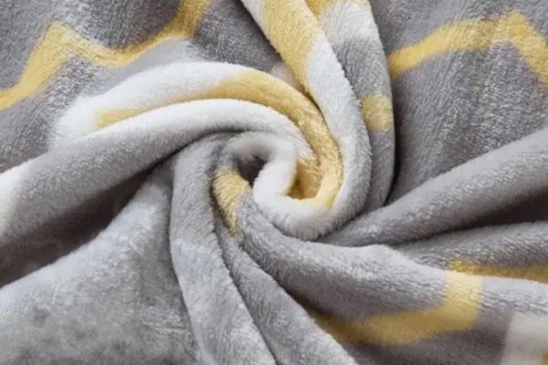 法蘭絨怎么區(qū)分好壞 法蘭絨會(huì)起球嗎 法蘭絨怎么區(qū)分好壞 法蘭絨會(huì)起球嗎