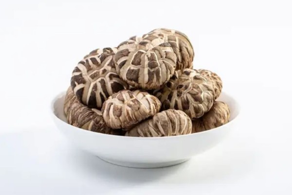 花菇會(huì)過(guò)期嗎 花菇過(guò)期了還能不能吃