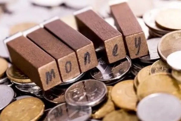 男子90萬年薪嫌上班太無聊起訴公司 年薪制怎么發(fā)工資 男子90萬年薪嫌上班太無聊起訴公司 年薪制怎么發(fā)工資