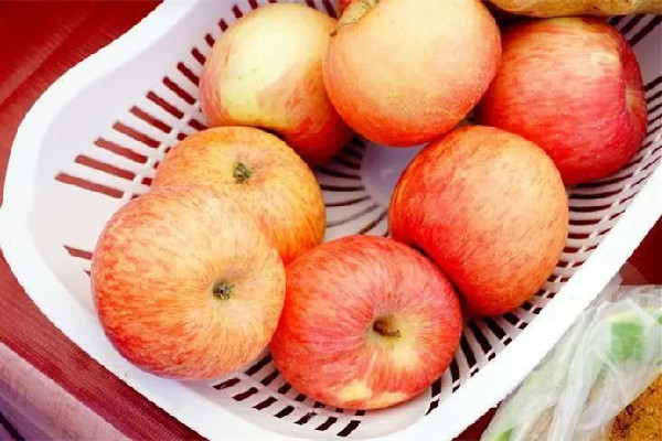 蘋果吃了減肥還是增肥 蘋果的熱量高不高 蘋果吃了減肥還是增肥 蘋果的熱量高不高