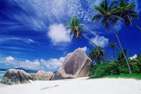 三亞機票酒店預(yù)訂暴漲3倍 三亞有什么好玩的地方