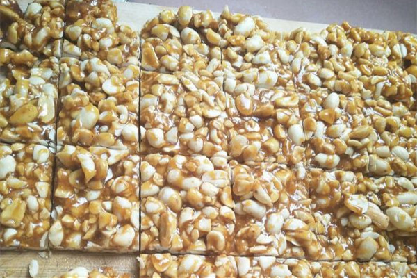 花生糖有哪些牌子 花生糖好吃嗎 花生糖有哪些牌子 花生糖好吃嗎