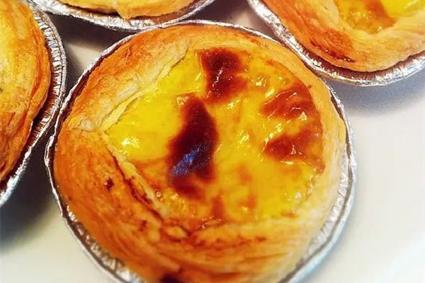 蛋撻是用什么做的 蛋撻有蛋撻液還需要什么 蛋撻是用什么做的 蛋撻有蛋撻液還需要什么